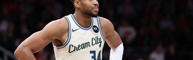 PG电子-字母哥沮丧情绪达到顶点！雄鹿紧张氛围前所未有 内部有分裂苗头|吉安尼斯·安特托孔波|Shams|密尔沃基雄鹿队|篮板|扬尼斯-阿德托昆博_新浪体育_新浪新闻